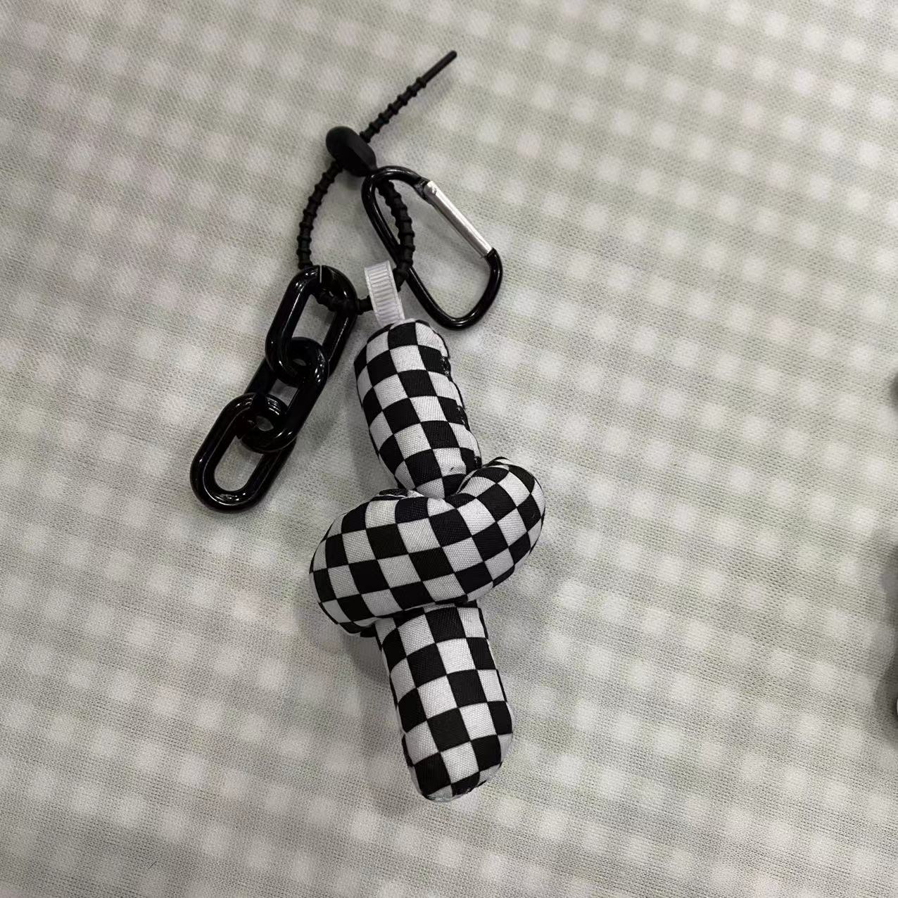 New Black and White Plaid Twisted Knot Plush Pendant Chessboard Plaid Flower Keychain Fabric Schoolbag Accessories Pendant
