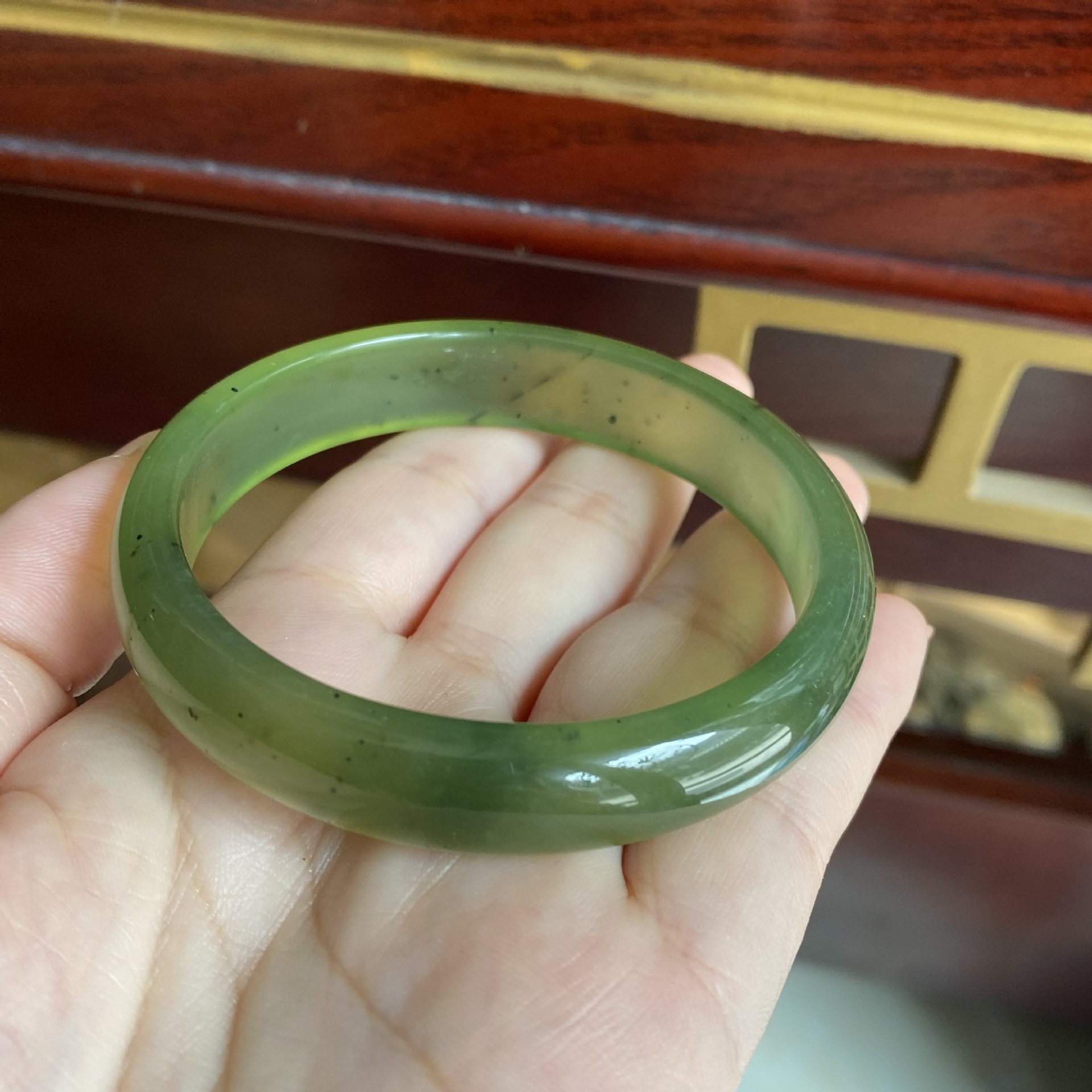 辽宁岫岩玉手镯子岫玉镯绿冰透飘花古风秀玉翠玉女款手环平安镯