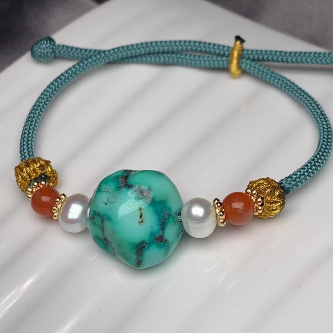 厂家批发湖北原矿高瓷绿松石随形手链 配珠点缀 男女款饰品 货源