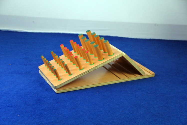 源头厂家 木插板 康复训练 木钉板 手部功能训练器 手眼协调训练