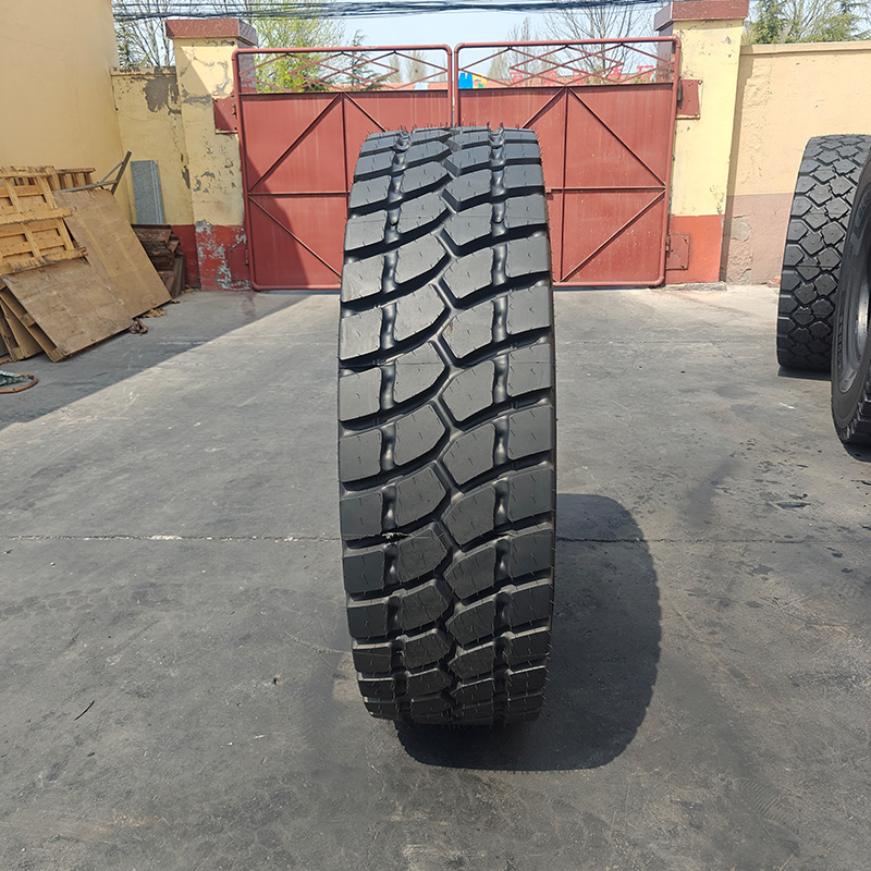 1600r25宽体车轮胎 正品自卸车全钢丝工程耐磨1600r25矿山轮胎