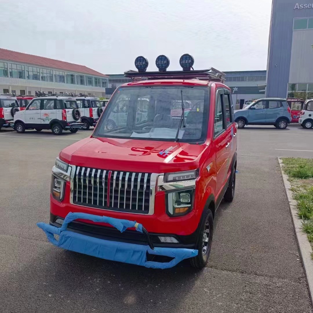 新能源电油四轮车全封闭电动车电瓶车成人驾驶的四轮车五门五座