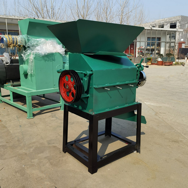 粮食破碎机滚筒对辊式碾压机鹤岗粮食挤扁机米片压扁机