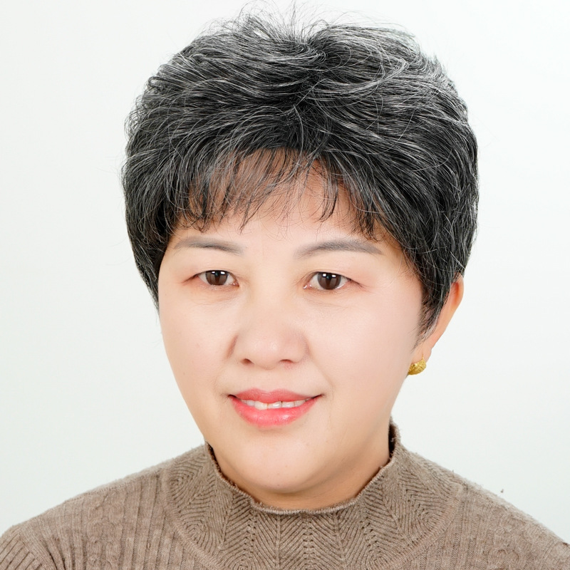 老年人假发女短发奶奶白色短卷发花白全头套化疗后光头假头发整顶