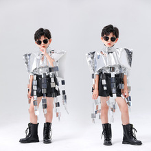 潮童科幻未来科技感主题儿童追光少年影楼拍照男童摄影走秀表演新