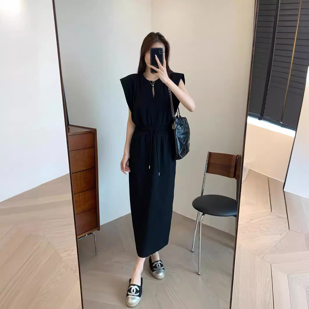 设计感 显瘦垫肩无袖抽绳收腰后开衩长款卫衣裙连衣裙夏-阿里巴巴