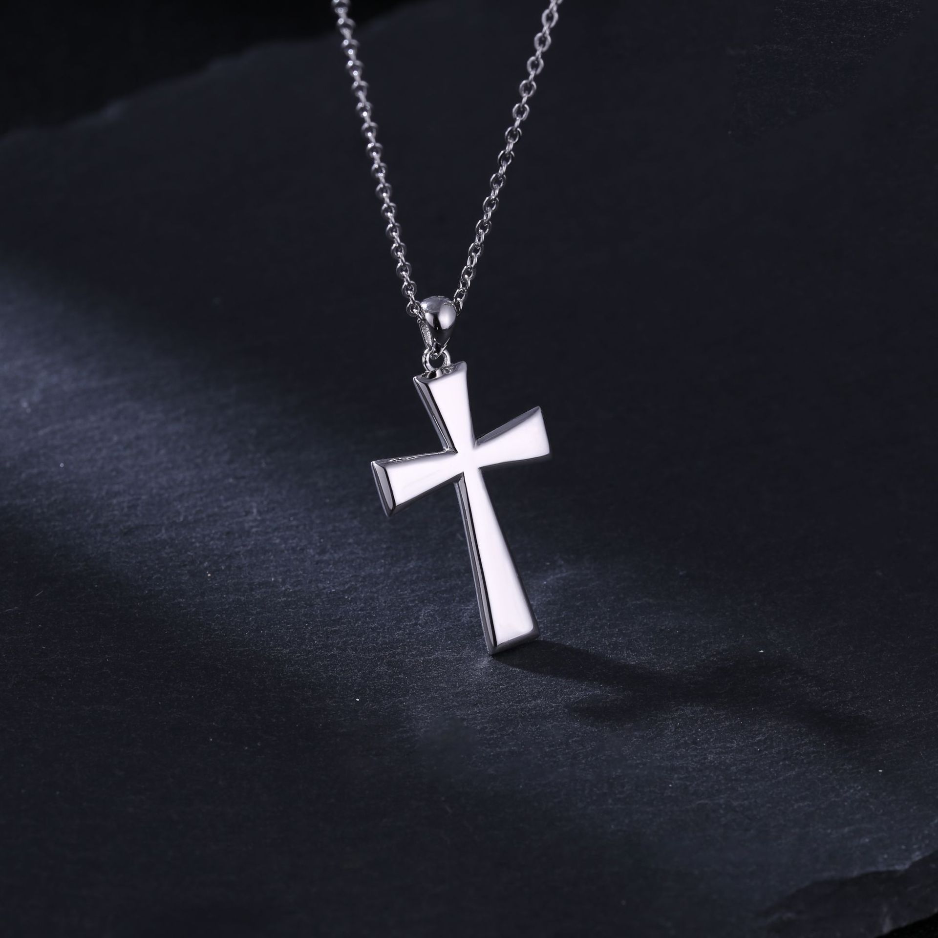 s925 纯银项链女个性时尚气质百搭冷淡风简约十字架吊坠配饰-阿里巴巴