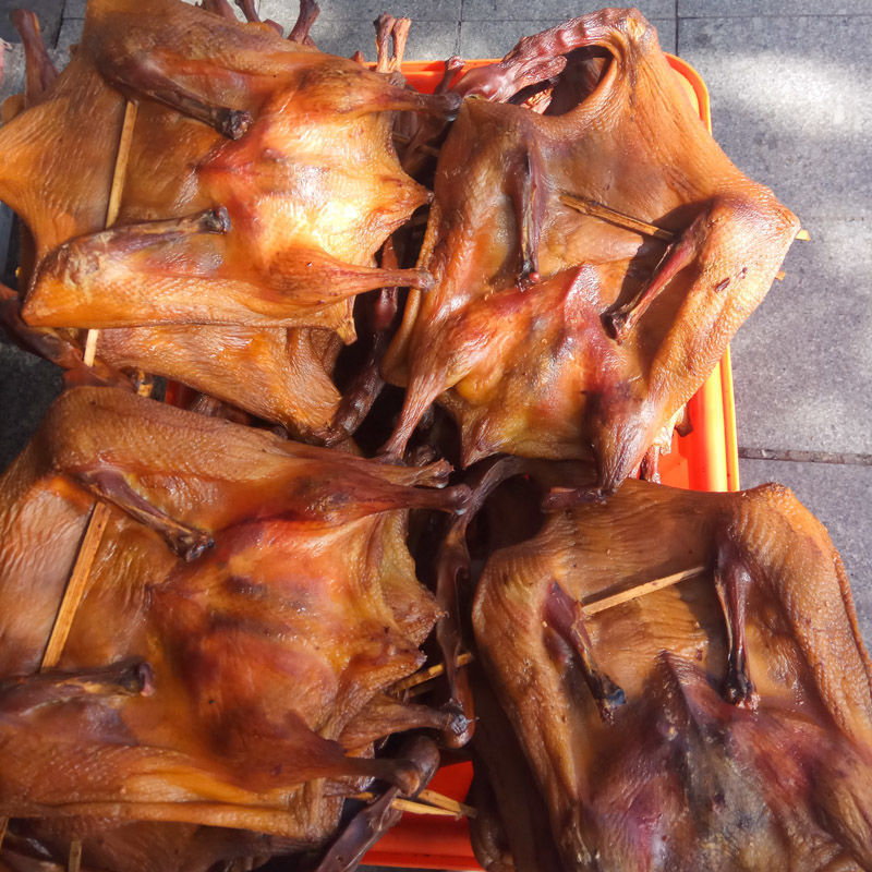 板鸭熏鸭三明特产板鸭腊鸭干晾晒整只玉兰板鸭节日送礼装