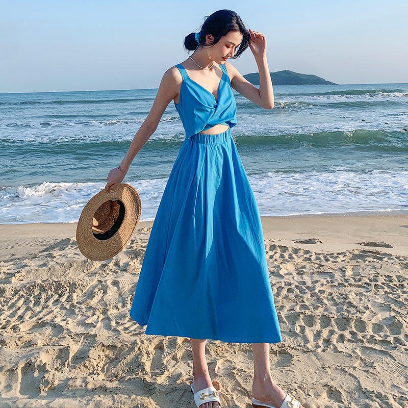 三亚海边度假克莱因蓝连衣裙女夏超仙中长款小个子高级感吊带裙子
