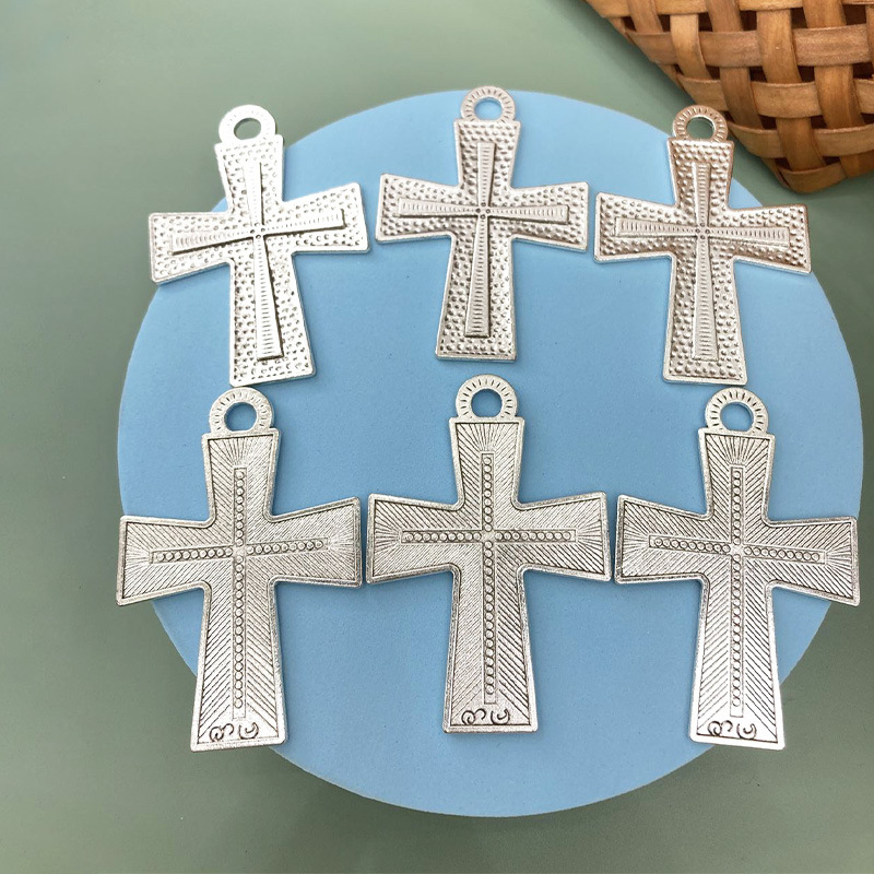 DIY Antique Silver Alloy Cross Ornament Accessories Cross Pendant Necklace Earrings Bracelet Pendant Pendant Wholesale