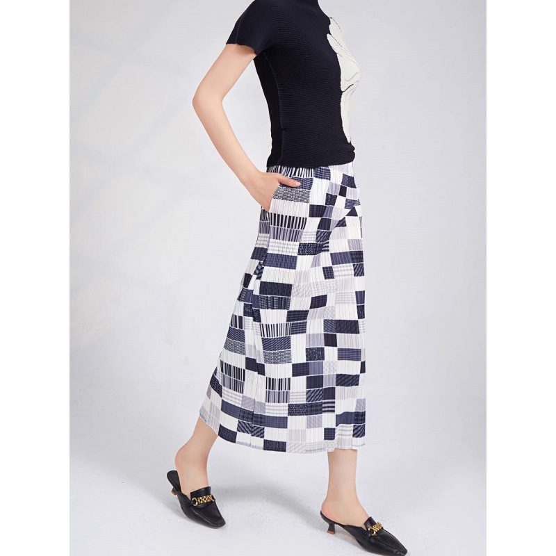 三宅半身裙夏季新款黑白格气质高腰宽松中长款褶皱一步直筒包臀裙