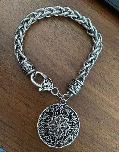 外贸新品锌合金圆形男女手链爱心饰品批发