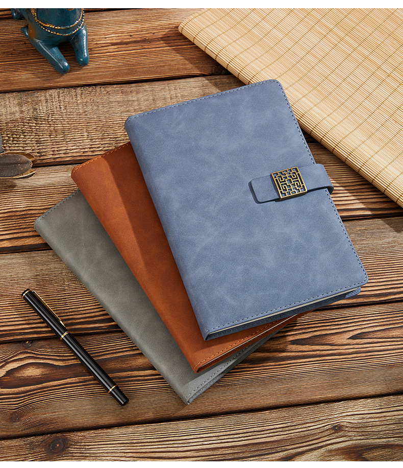 商务笔记本a5记事本套装笔记本子创意办公记账本复古日记本手账本