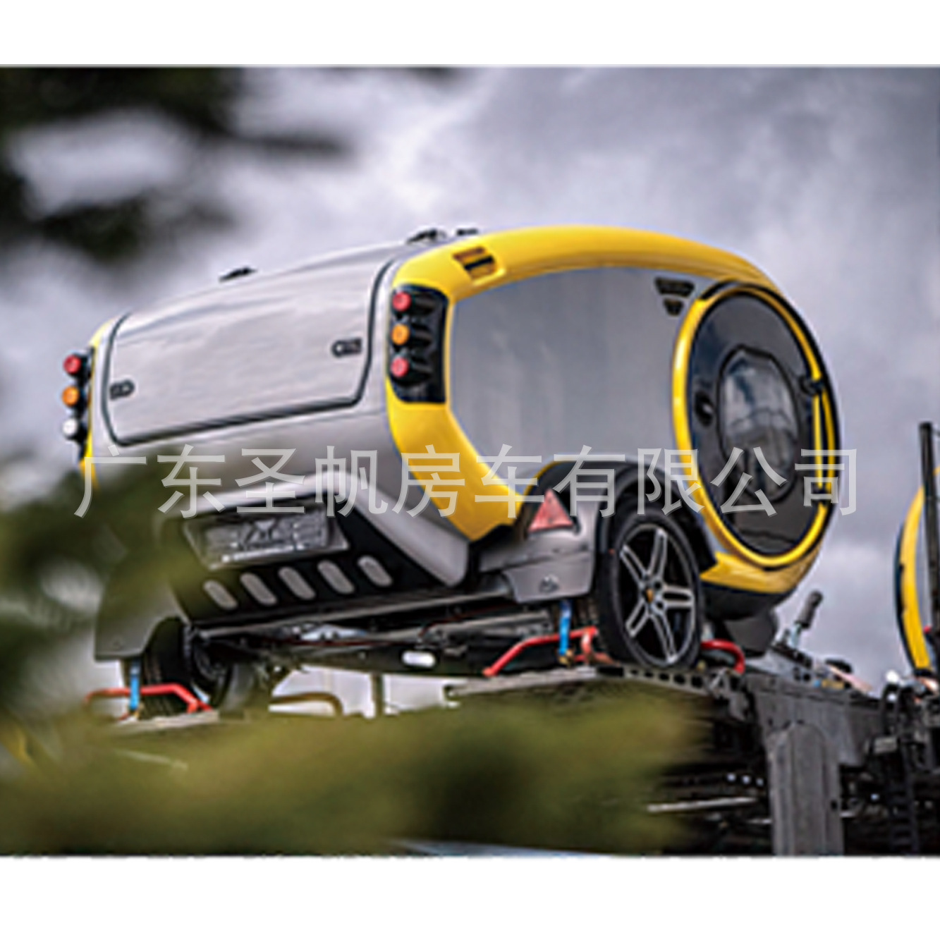 广东新款营地房车网红民宿景区露营房车移动民宿拖挂小型越野房车