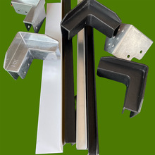 厂家直供PVC配件铝合金边条弯角扣手塑料中空板箱配件L型U型护边