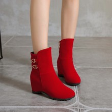 2023秋冬新款韩版短靴女大红色婚靴大码皮带扣马丁靴坡跟短靴6858