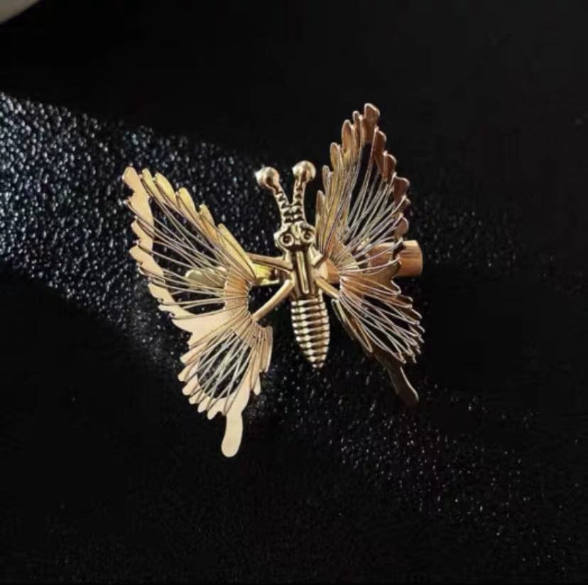 2023 Internet Celebrity Moving Butterfly Super Fairy Children's Metal Butterfly Barrettes Senior Jewelry Hairpin Factory Direct Sales