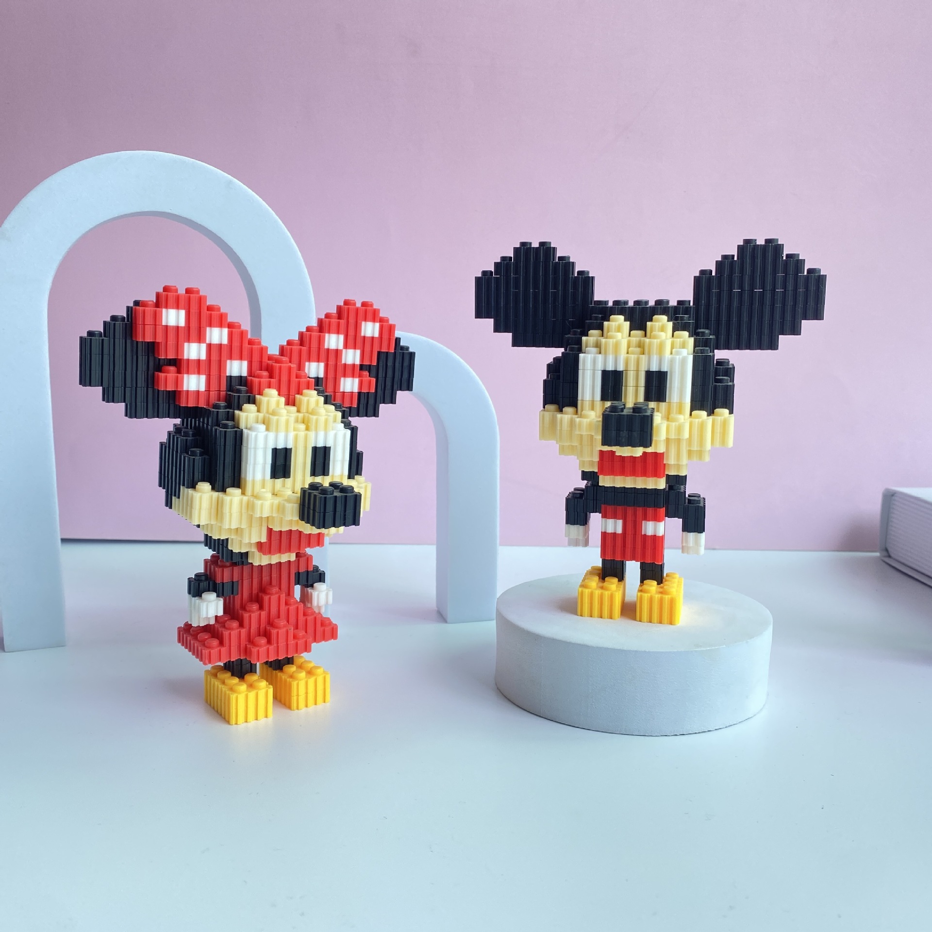 6万个相似宠物小精灵积木公仔皮卡丘杰尼龟妙蛙种子小颗粒拼装人仔