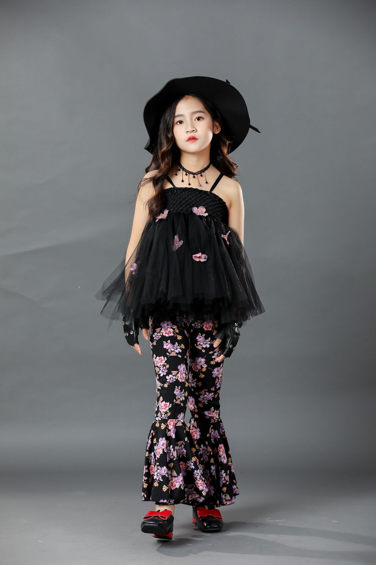 少儿礼服女童模特走秀礼服个性时尚t台走秀黑色潮服女童黑色礼服