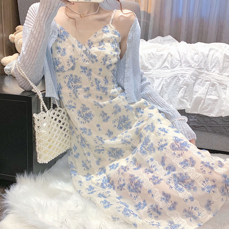 2023 New French First Love High-Grade Blue Floral Strap Dress for Women Fried Street Anti-Aging Outfits Spring and Summer