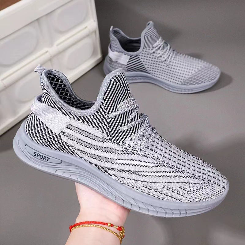 Summer Internet Celebrity Men's Casual Sports Shoes Trendy All-Matching and Lightweight Coconut Shoes Ultra-Light Breathable Comfortable and Non-Slip Running Shoes