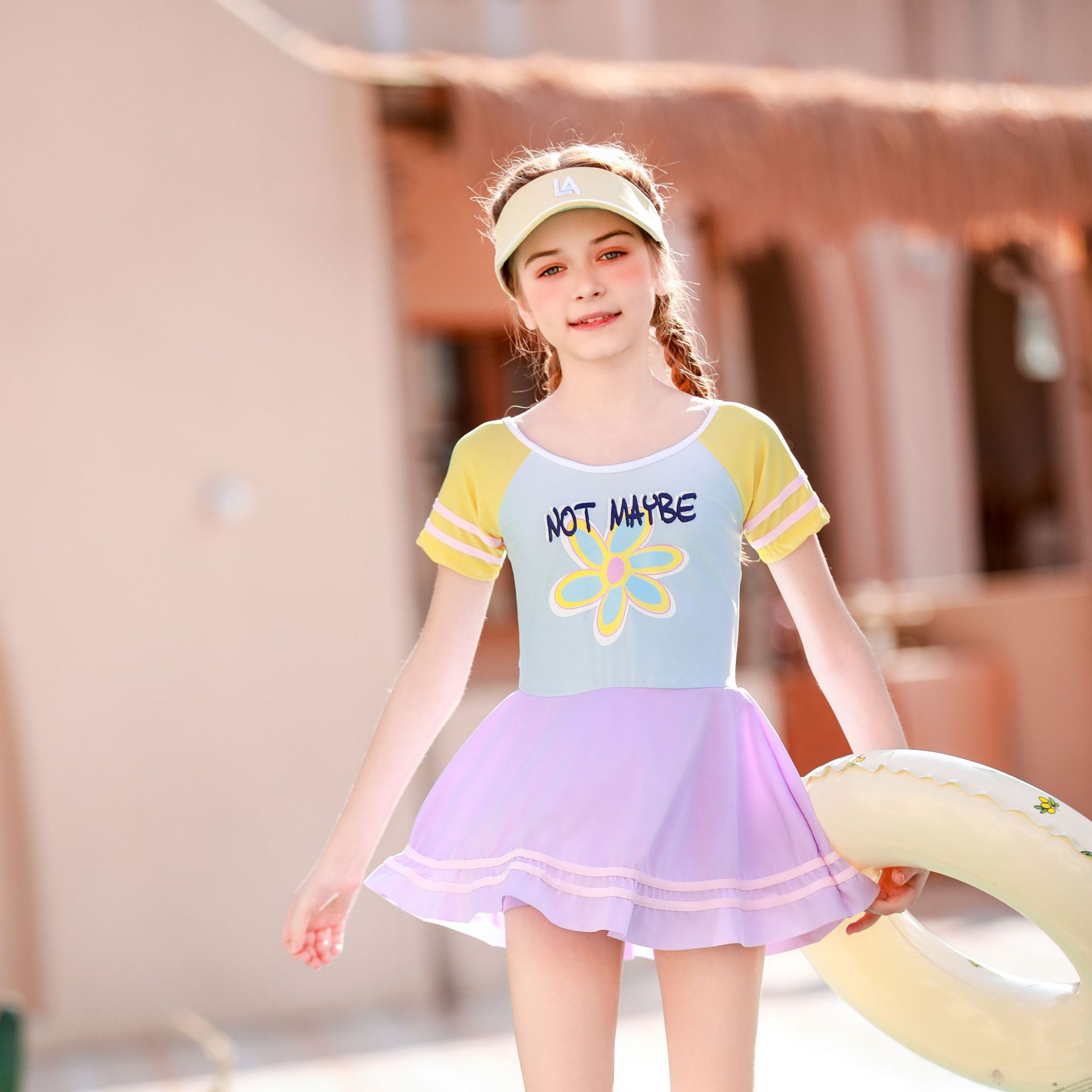 女童泳衣2024新款连体大童运动泳衣温泉速干防晒游泳衣批发-阿里巴巴