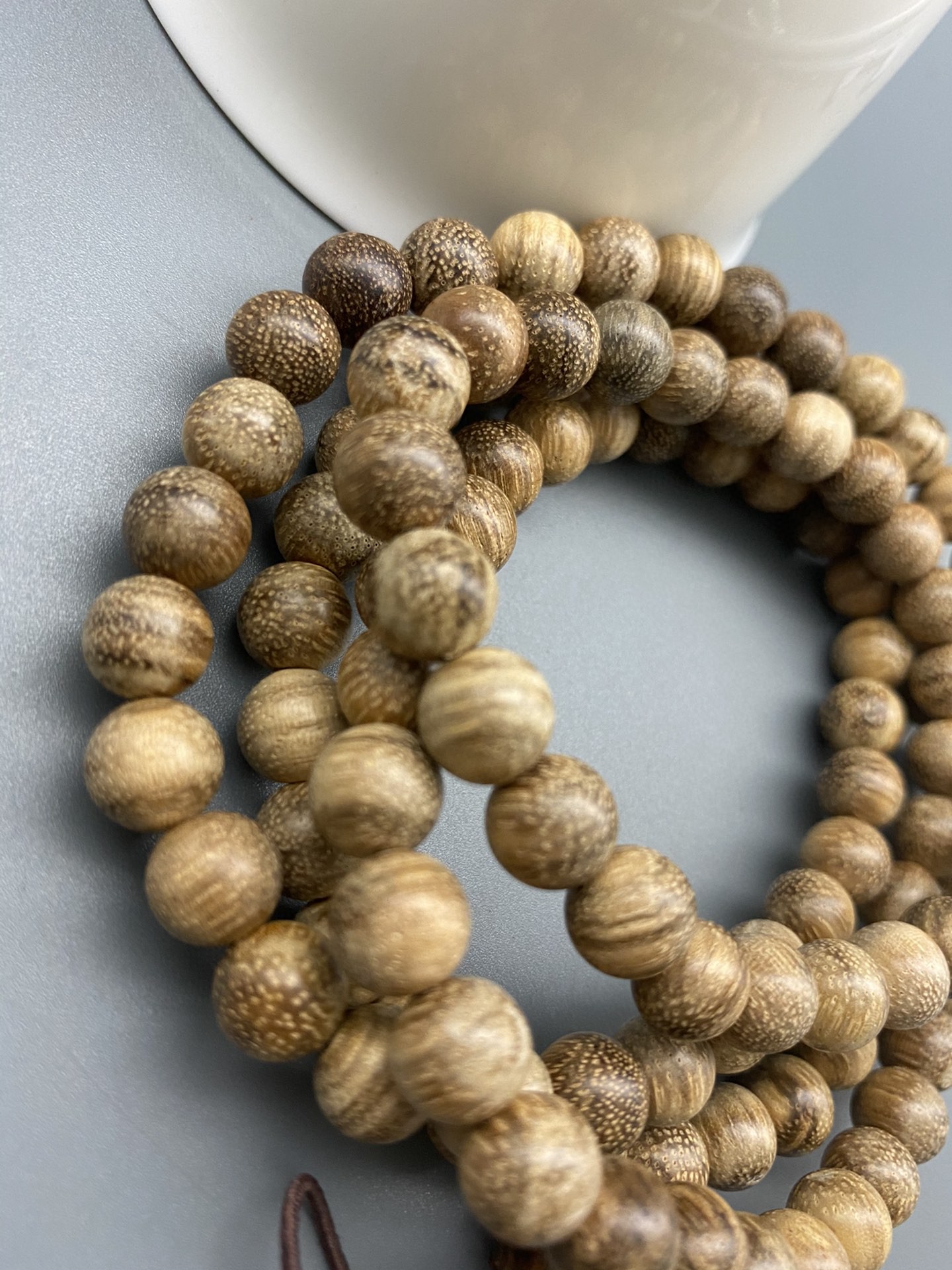 厂家批发直播供货佛珠手串奶香木念珠木质文玩手链男女送礼收藏品