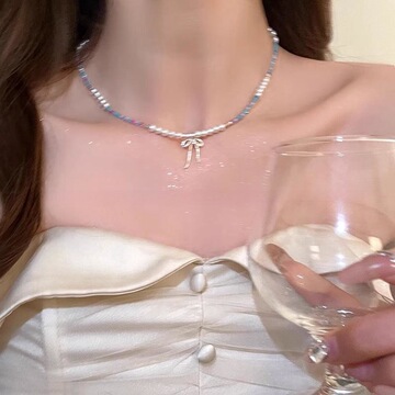 芭蕾风~珍珠蝴蝶结项链女高级感小米珠串珠锁骨链可爱甜美颈链