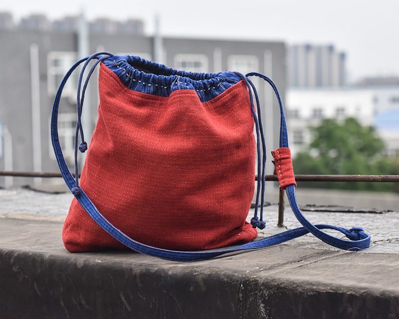 大小姐/原创小众手作纯手工缝制麻料布包个性休闲复古盘扣抽绳包