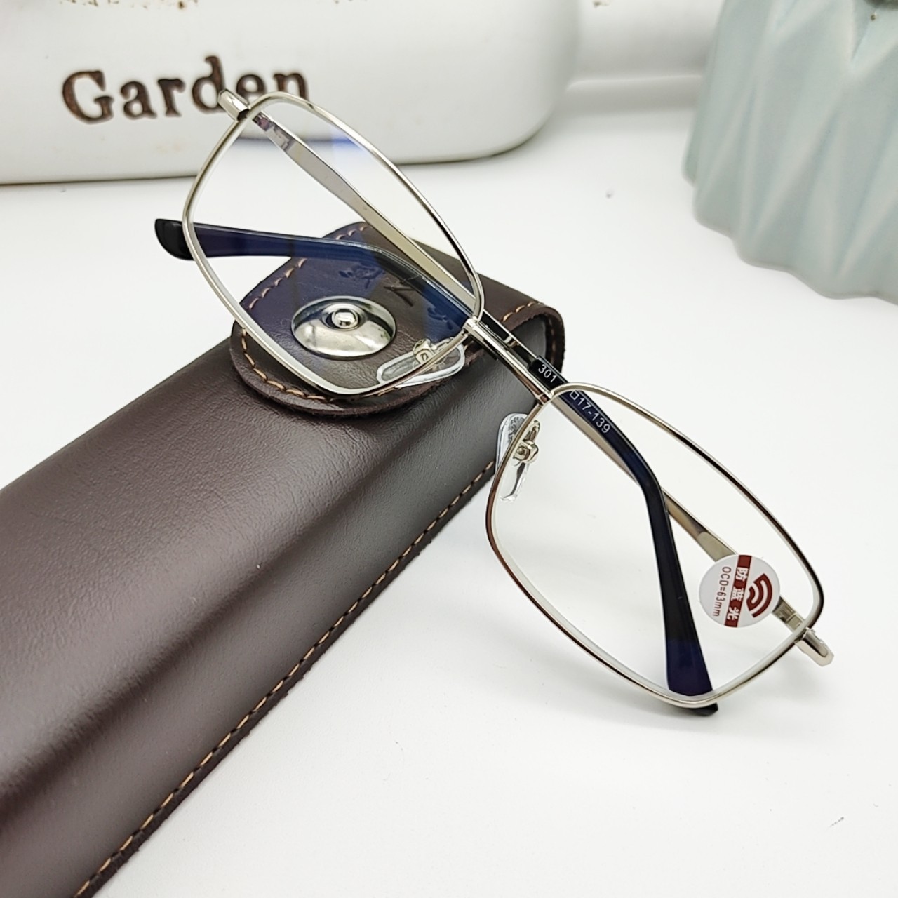 金属全框 便携式抗蓝光老花眼镜老人品牌老花镜树脂超轻舒适眼镜