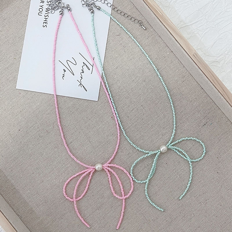 冷淡风气质简约手工串珠蝴蝶结项链芭蕾风多巴胺甜美天然珍珠颈链