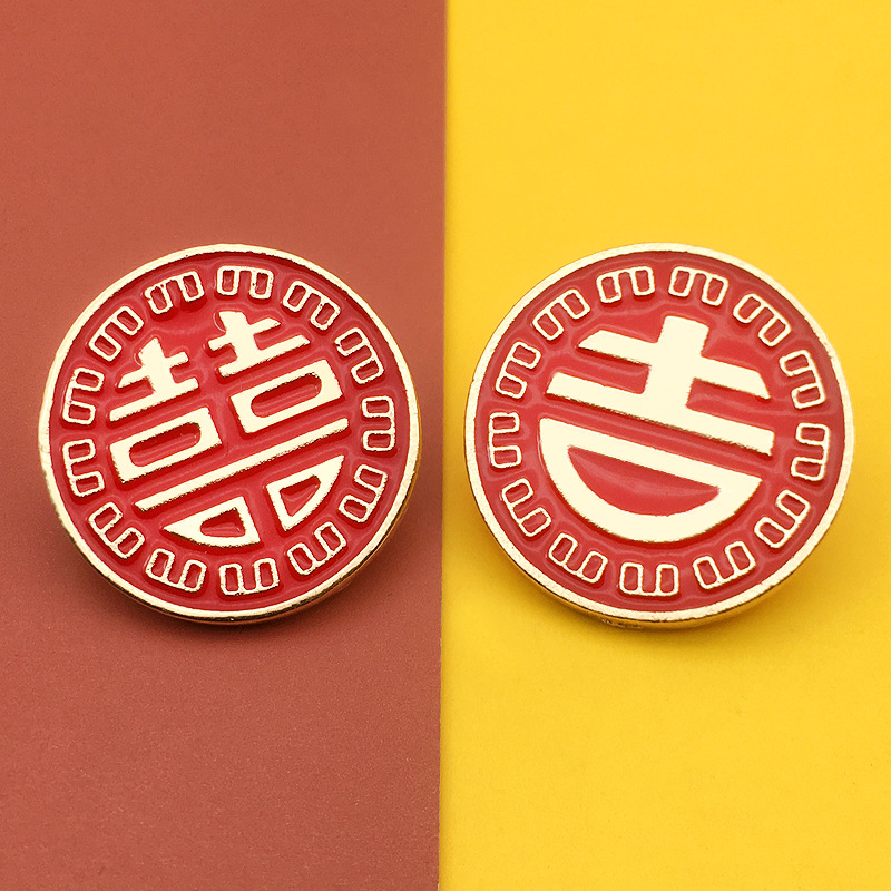 中国风精美圆形吉字胸针春节红色别针饰品新年丝巾扣金属衣服配饰