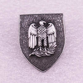 复古鹰金属徽章