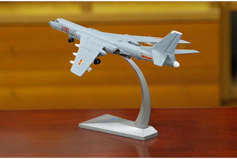 特尔博1:144轰6k轰炸机飞机模型h-6k战略轰炸机轰六合金战斗机