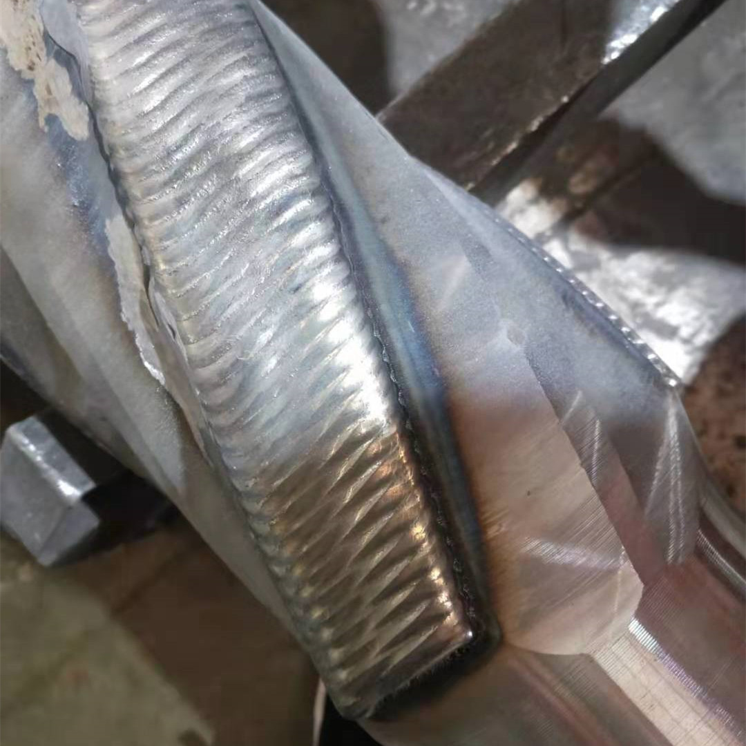 石油钻具粉沫等离子喷焊专机耐磨带焊机