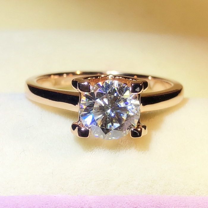 s925银时尚秀气牛头仿真莫桑石戒指1克拉钻戒 2克拉莫桑钻戒婚戒