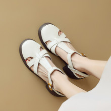 舒适全皮真皮包头女鞋米白色厚底高跟时装凉鞋2024年夏季粗跟LKO