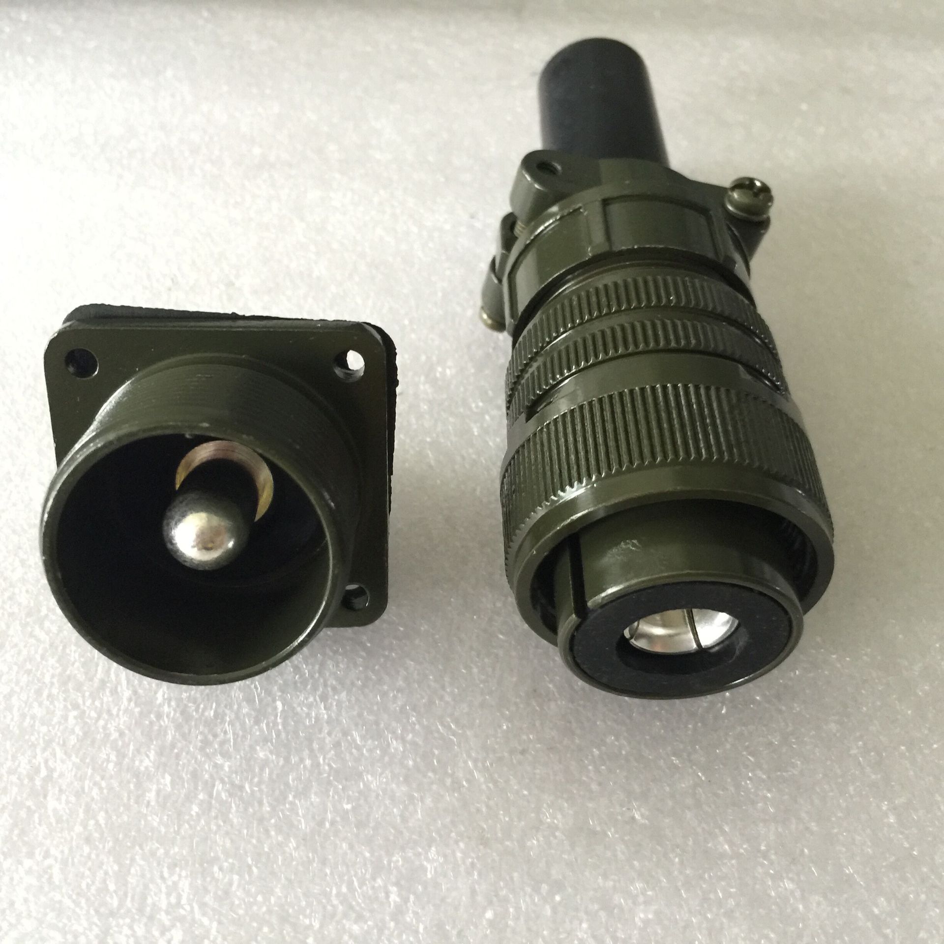 ms3106a/ms3102a18s-6/22-7s/20-2s单芯150a大电流1芯航空插头