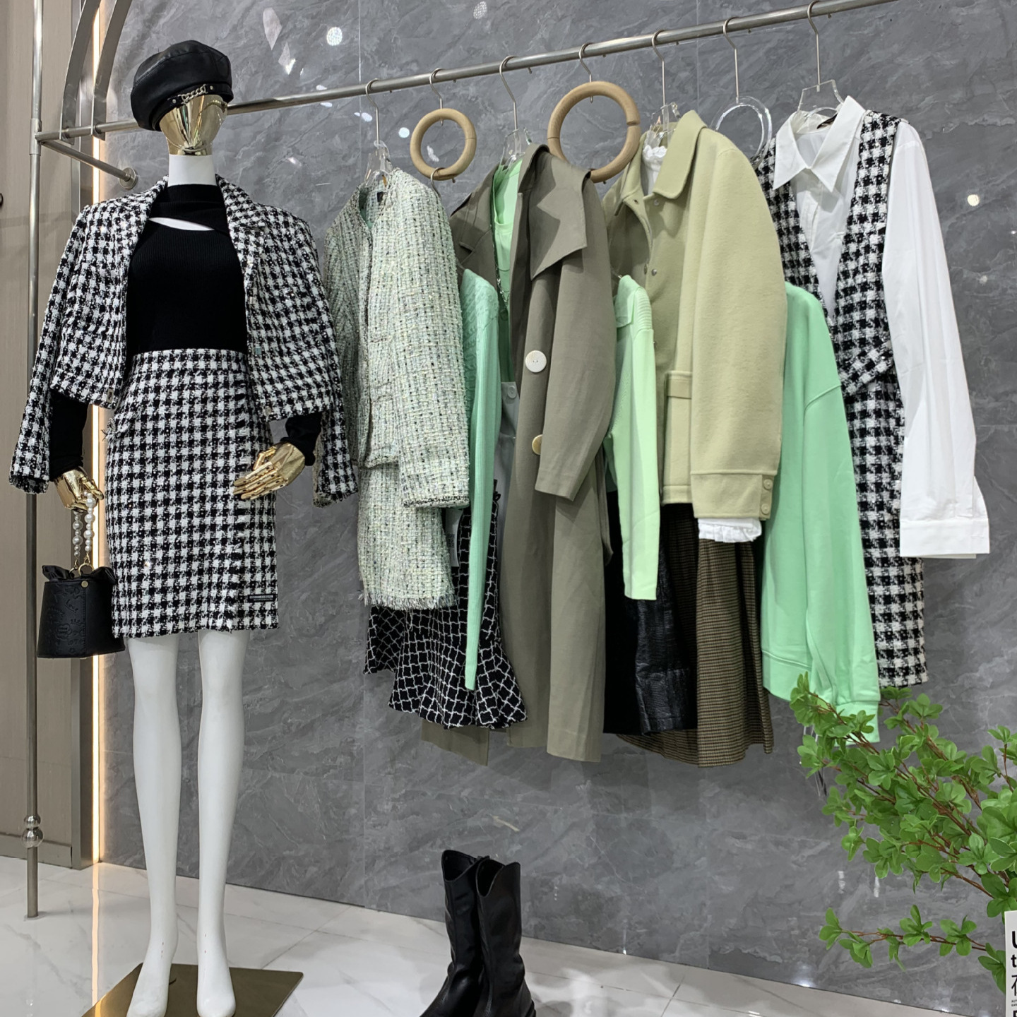 迪卡轩知性秋冬女装尾货实体店断码女装专柜正品剪标品牌撤柜女装