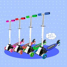 儿童滑板车四轮爬爬虫滑板三轮可调节高度可折叠滑板冲浪踏板童车