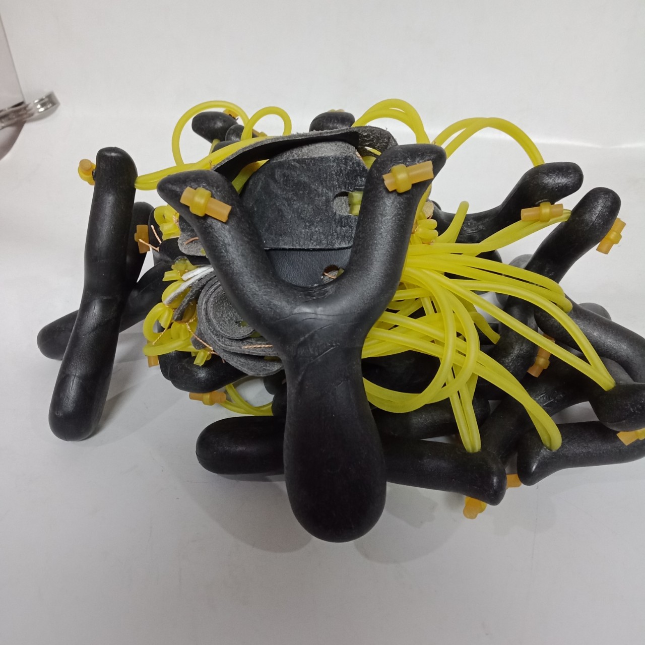 小型反曲弹弓 便捷式加厚塑柄弹弓童趣户外娱乐弹弓两元店货源