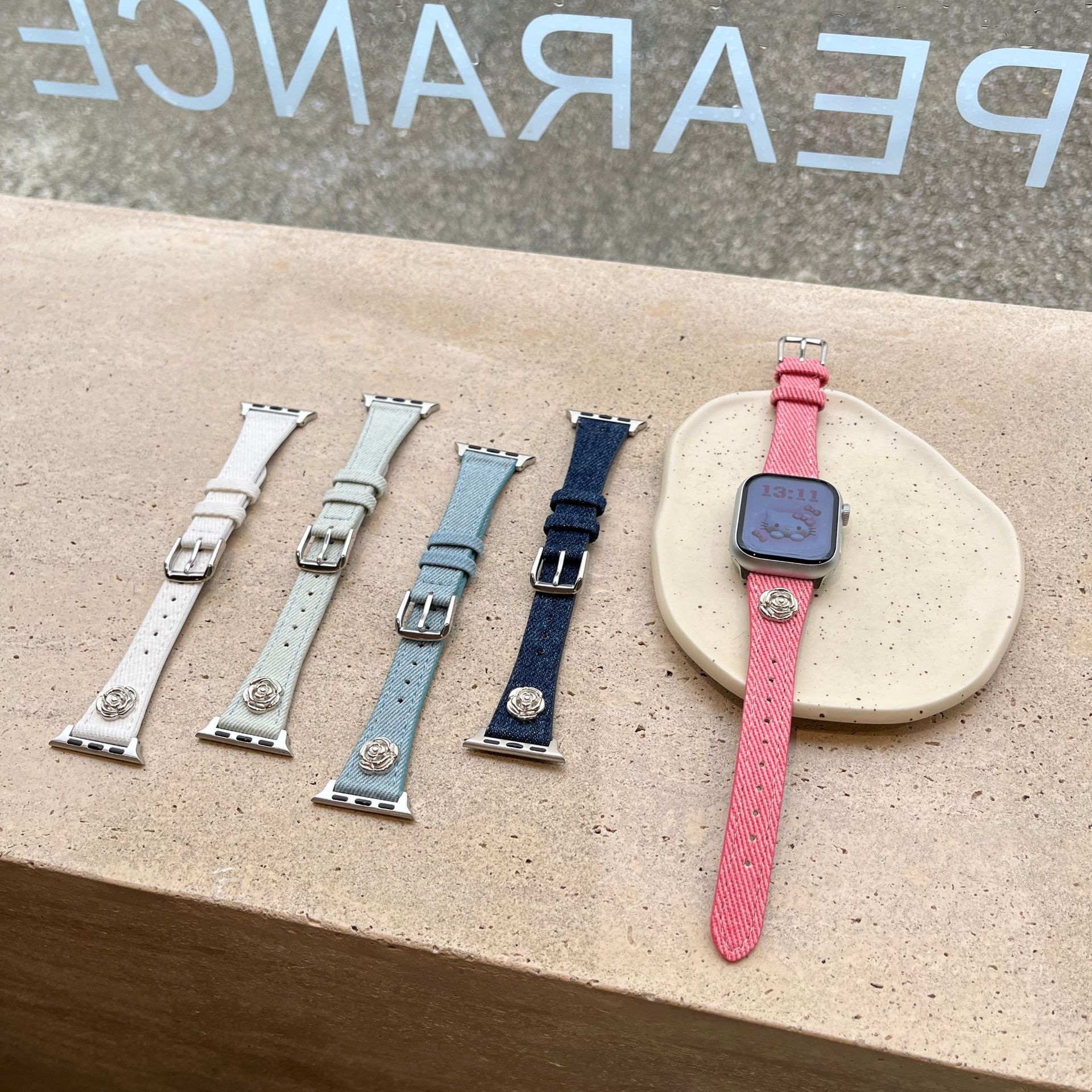 新款适用苹果apple watch9/8/se代手表山茶花牛仔表带1-7皮质表带