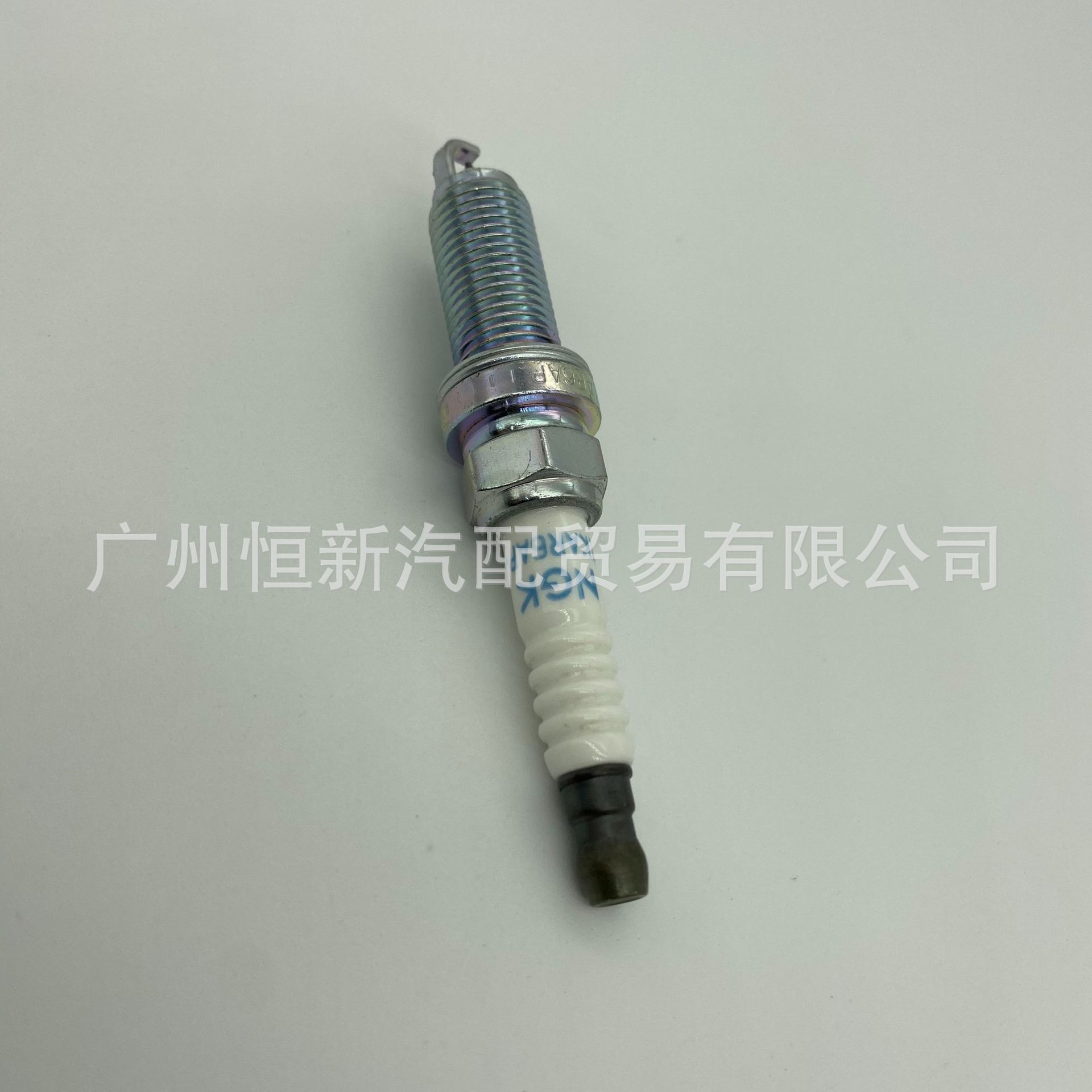 厂家直供ngk铂金火花塞6643 lzkar6ap-11适用于日产阳光骐达轩逸