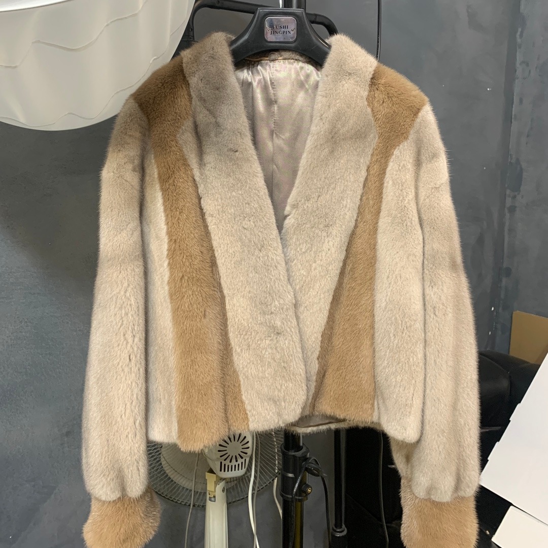 海宁冬季新款紫貂领貂皮皮草女短款整貂皮草外套天鹅绒时尚潮流