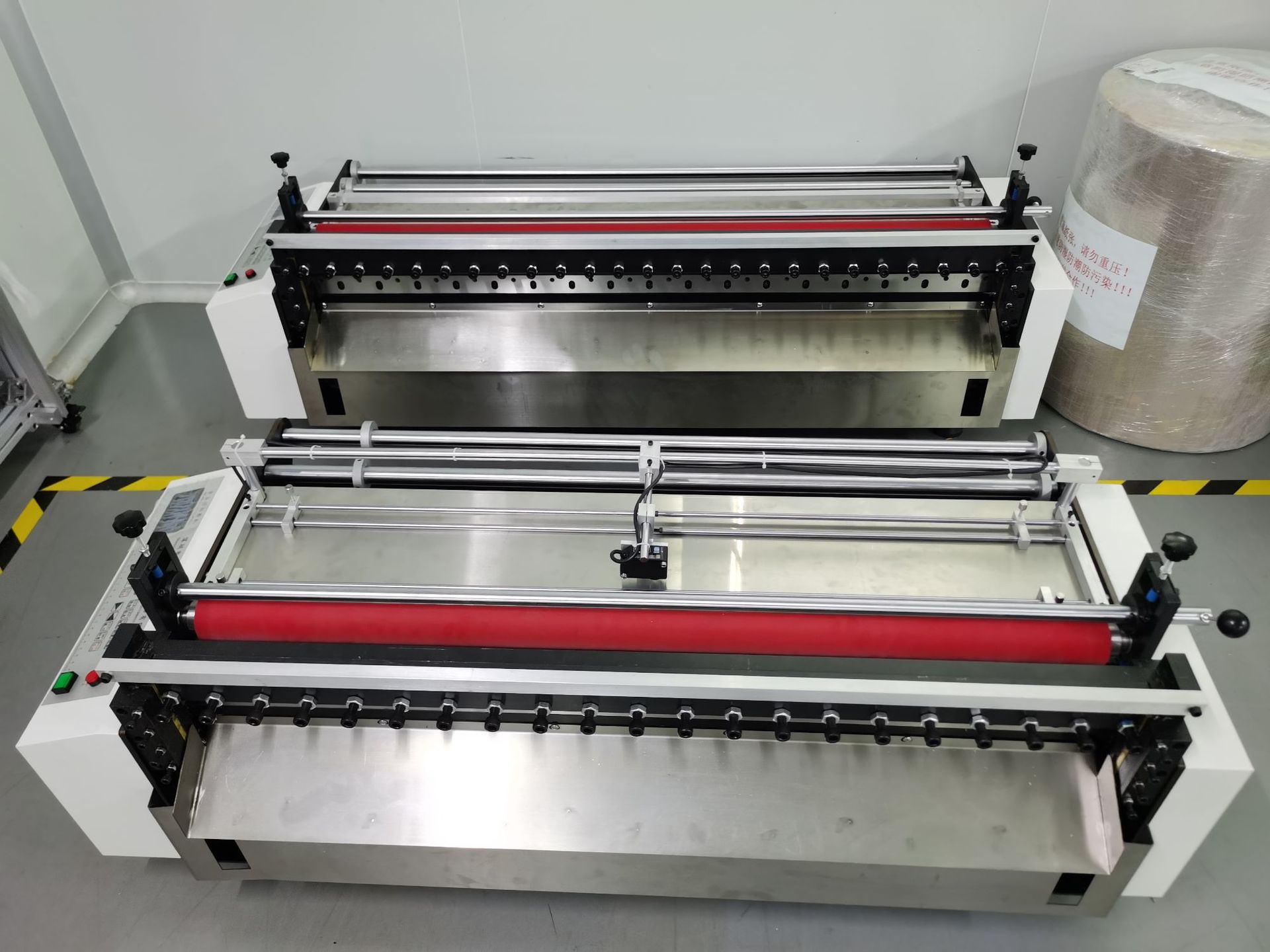 厂家全自动气泡膜裁剪机离型纸电脑切纸机pvc胶片自动切片机