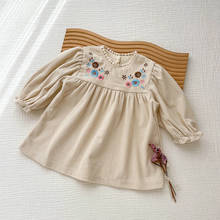 女宝宝针织连衣裙冬装新款儿童洋气单排扣新年毛衣裙可爱婴儿衣服