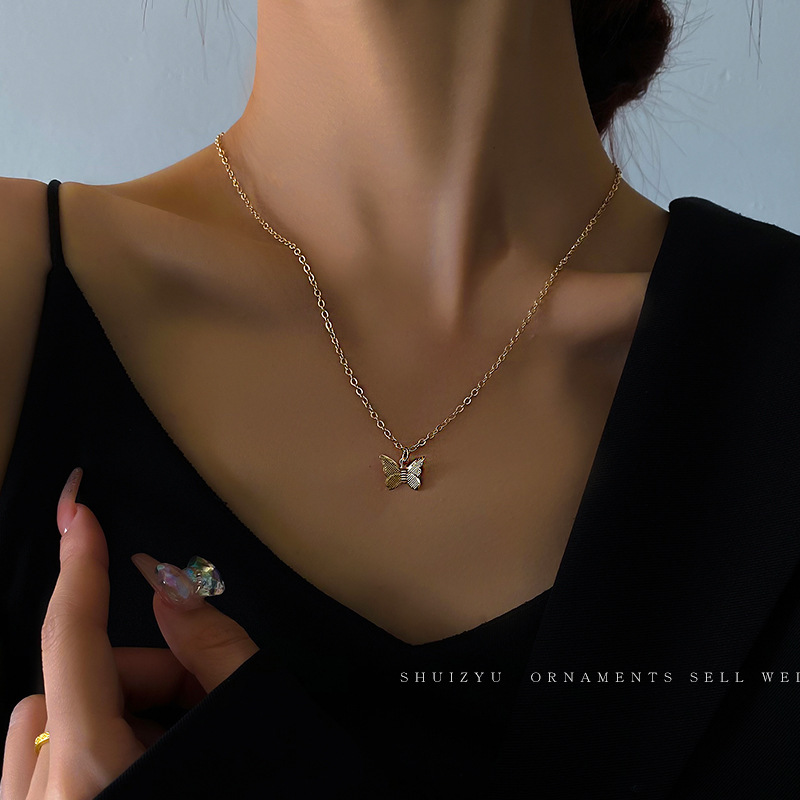 Necklace Temperamental Minority 2023 New Women's Clavicle Chain Niche Design Ins Style Simple Cold Style Accessories