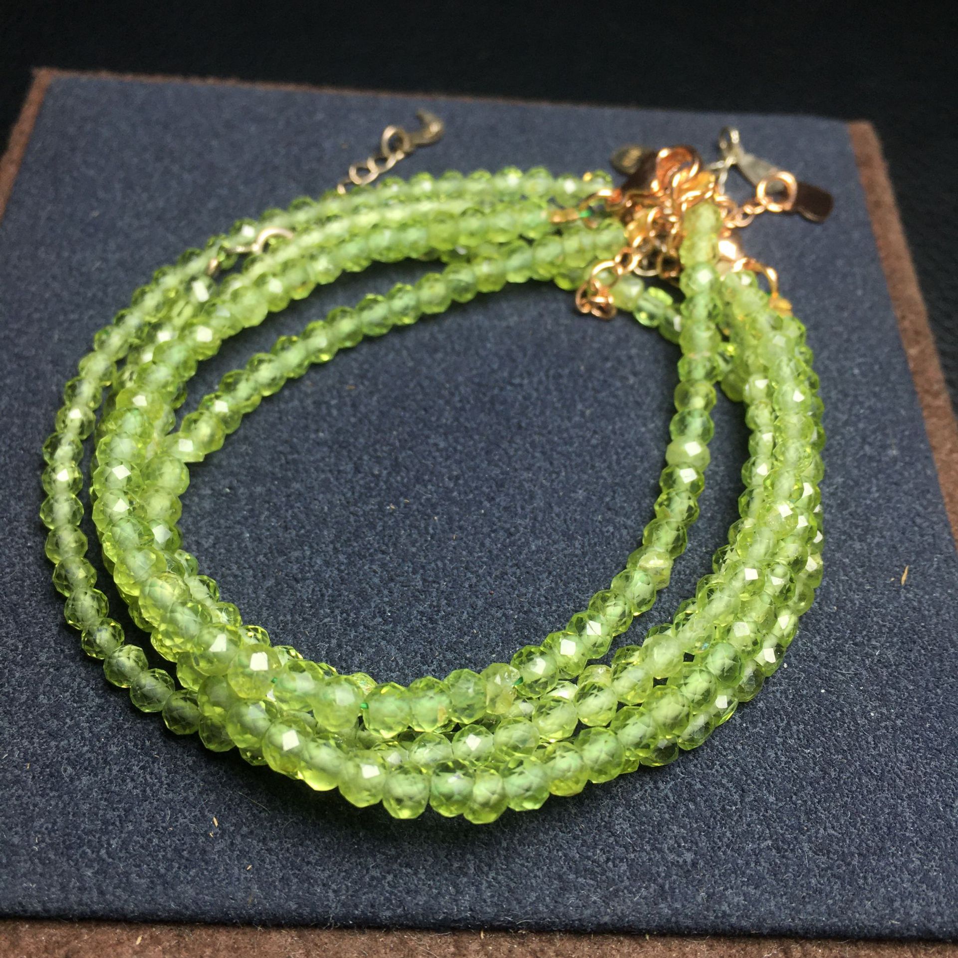 天然橄榄石刻面手链,铜扣镶嵌,diy精致大气款可跨境可批发