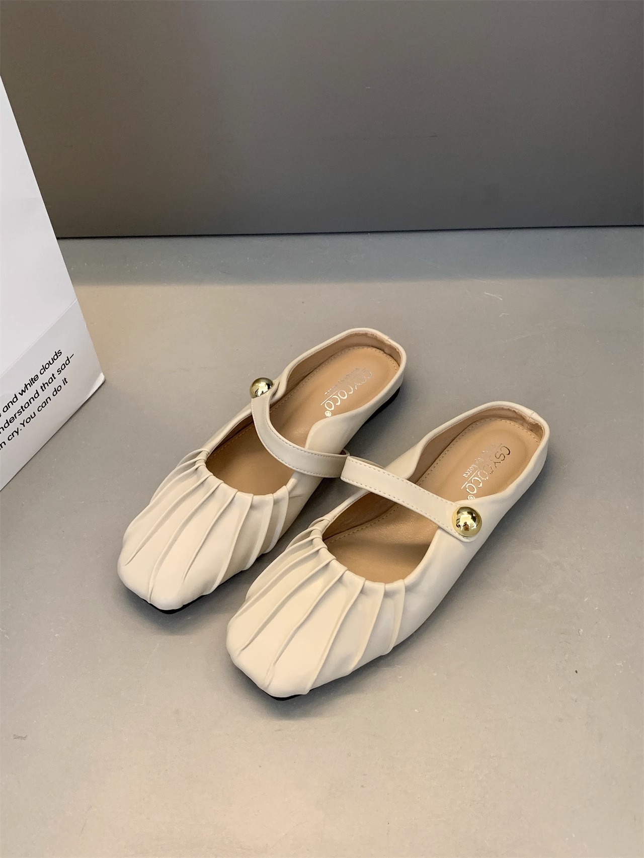 Silver Flat Toe Box Half Slippers for Outer Wear 2023 Summer New Mom Mary Jane Muller Women's Sandals Pumps