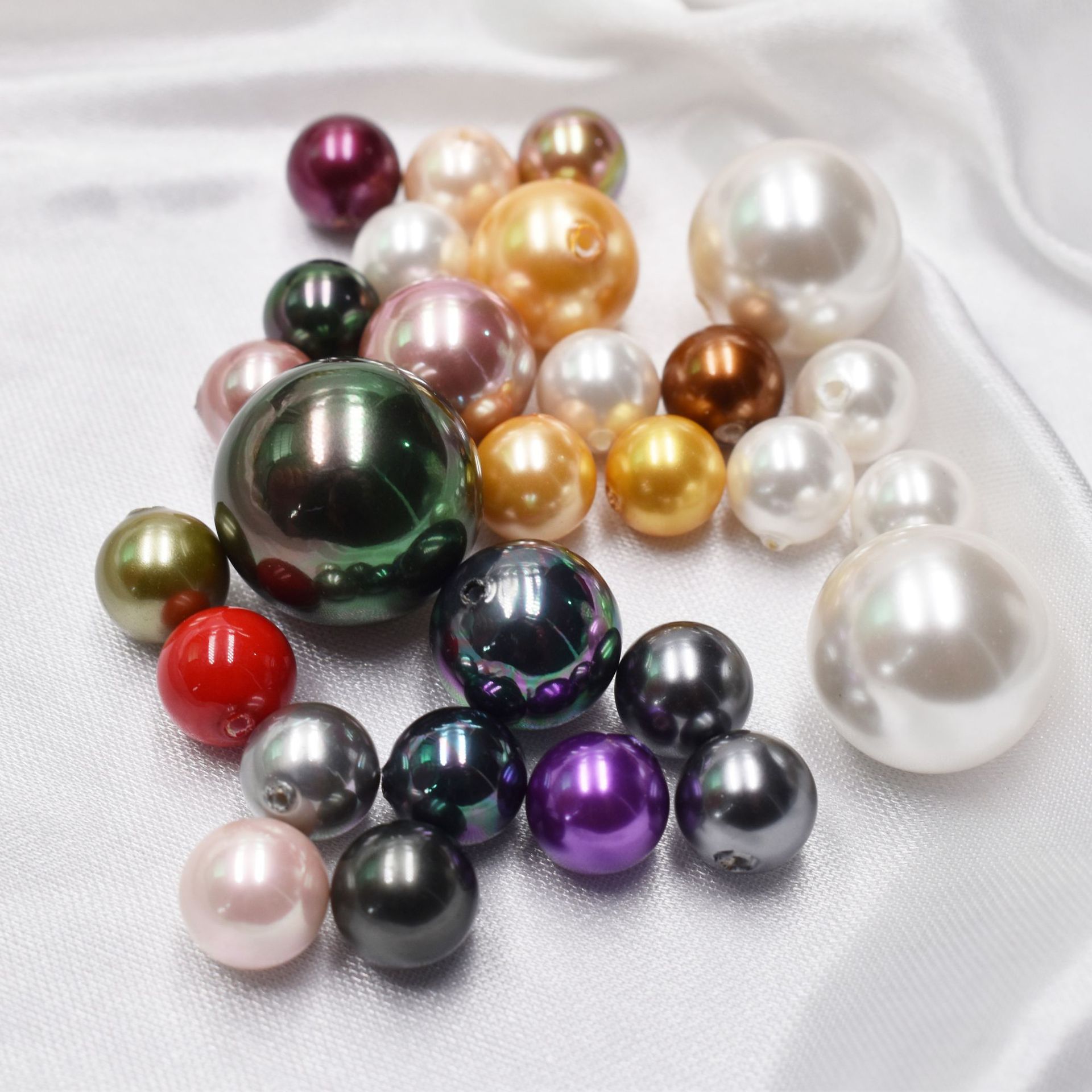 Highlight Imitation Shell Loose Pearl Beads Half Hole Imitation Shell Shijia Pearl Handmade DIY Necklace Pendant Parts Wholesale